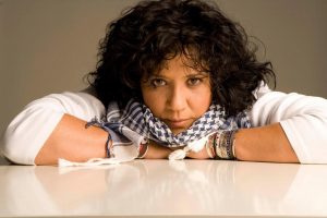 #AlertaDeEstreno Rosana lanzó el video lyric de su segundo single "En la memoria de la piel"