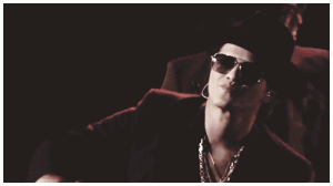 #MomentoBrunoMars ¿Bruno Mars en una portada de "Playboy"?