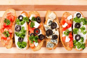 Disfruta las tardes y noches ¡con estos deliciosos picoteos!