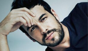 Ex participante de reality chileno tendría onda con Mario Casas