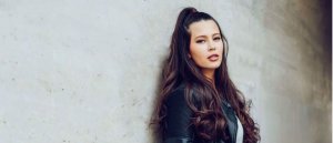 Michelle Carvalho partió el 2017 con nuevo look