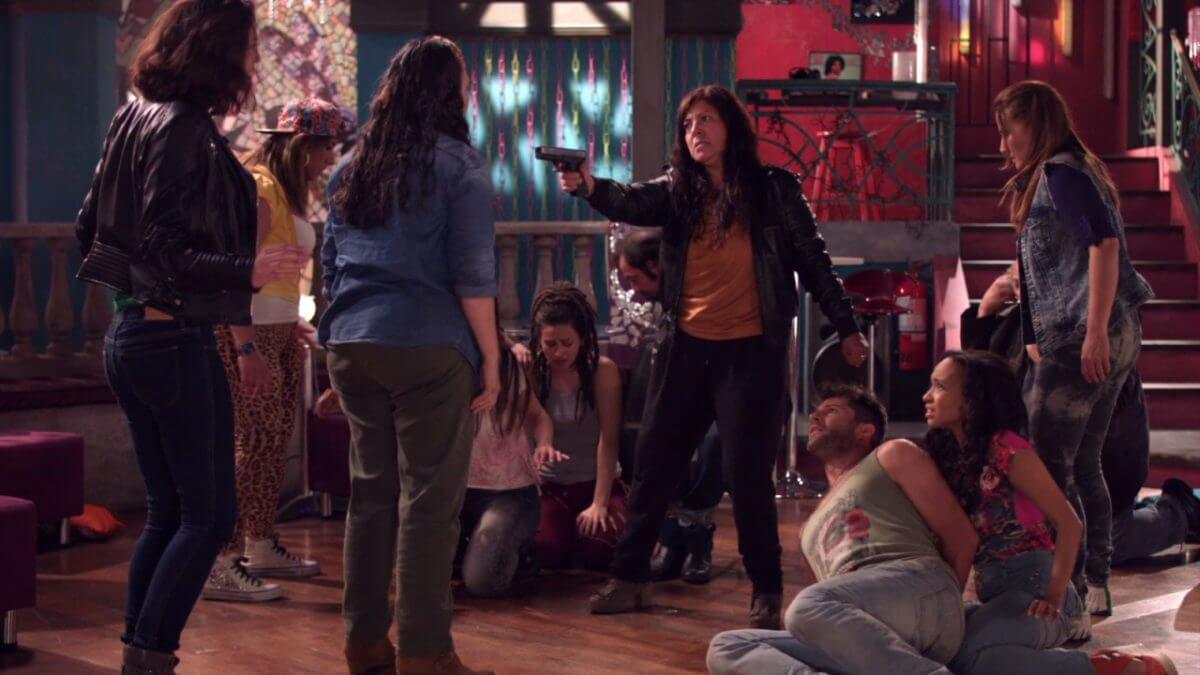 ¡"Preciosas" en llamas! Muerte remeció la teleserie de Canal 13