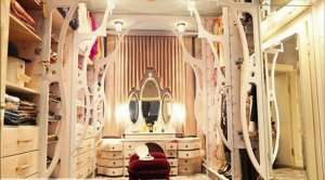 8 clósets de famosas que soñarás tener