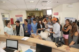 Fran Imboden muestra su cambio de look en las grabaciones de "Tranquilo papá", la nueva teleserie de Mega