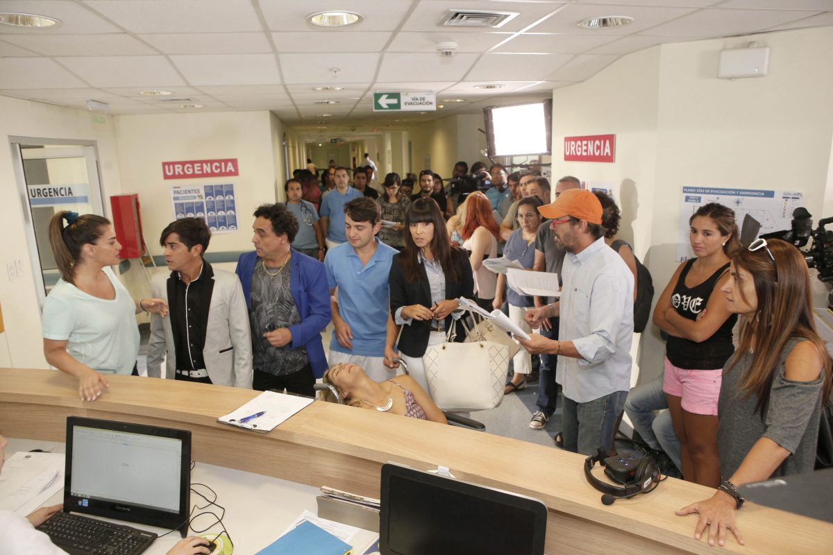 Fran Imboden muestra su cambio de look en las grabaciones de "Tranquilo papá", la nueva teleserie de Mega