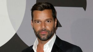 Ricky Martin sorprende con foto totalmente desnudo
