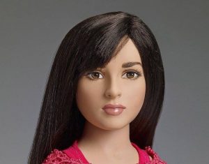 Crean la primera muñeca transgénero del mundo