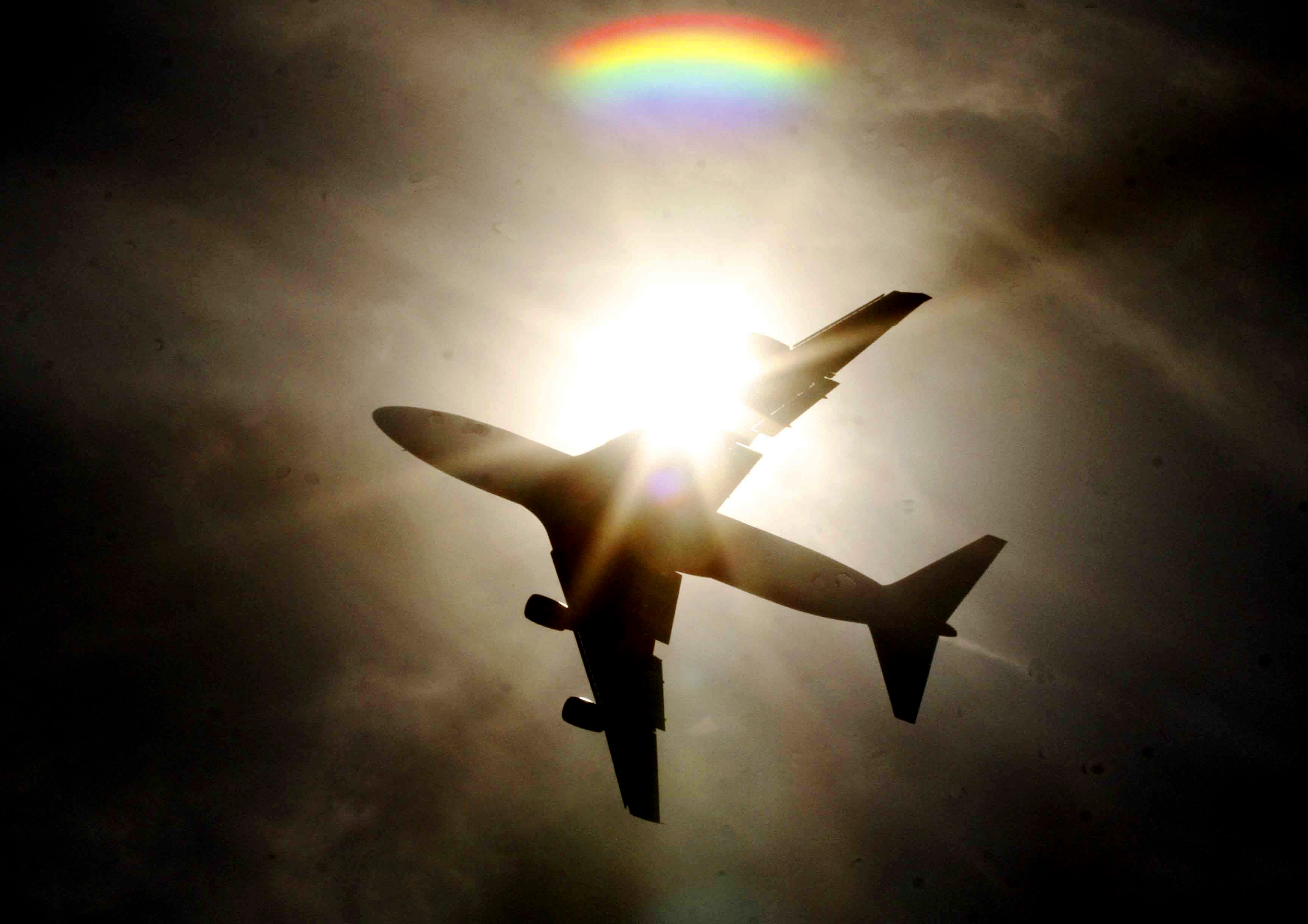 Nuevo avión llegará este sábado a Santiago para sumarse al combate de incendios forestales