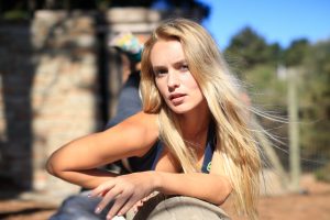 ¿Exceso de photoshop o retoques estéticos? Kika Silva luce irreconocible en criticadas fotos