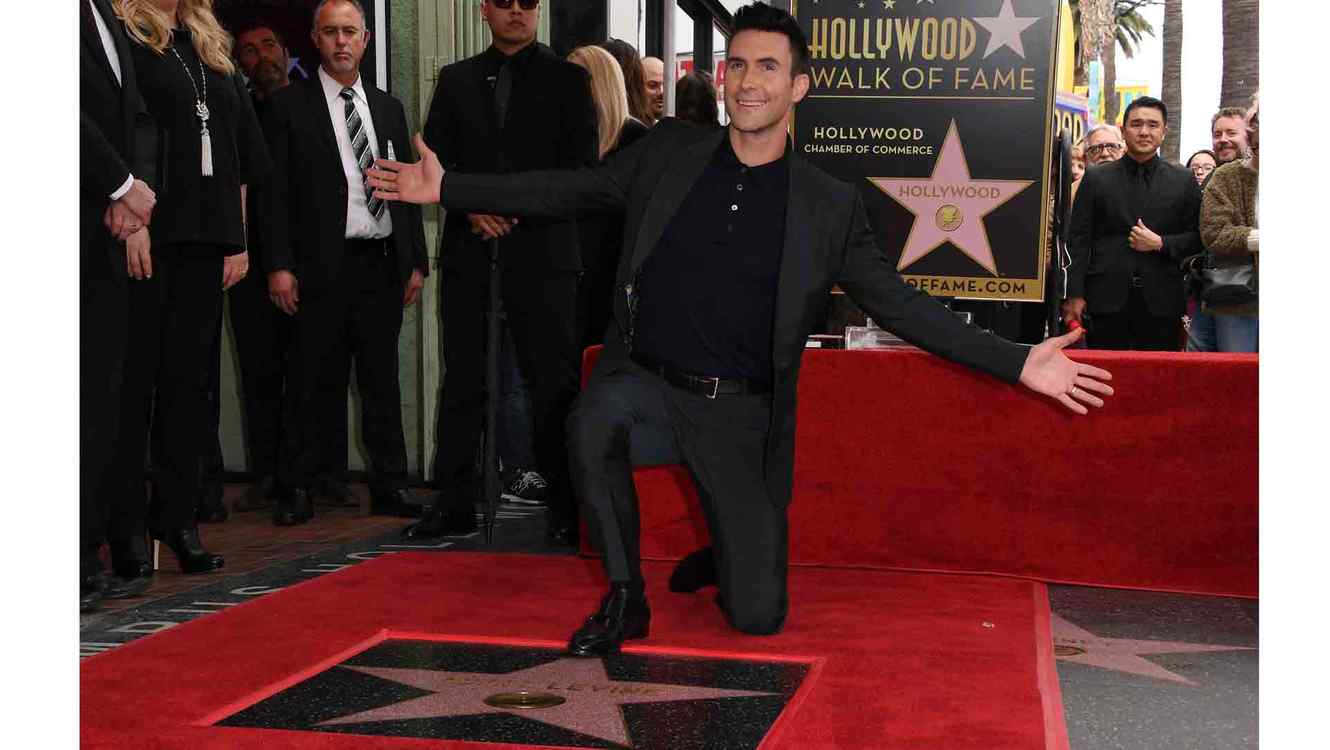 La hija de Adam Levine se robó todas las miradas en el Paseo de la Fama