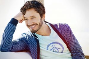 ¿Por qué Benja Vicuña amenaza con demandar a una chica reality?