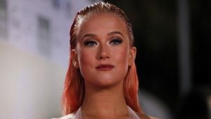 Vesta Lugg sorprende con osado look a lo Miley Cyrus