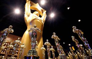 Conoce qué traen las bolsas de regalos para los nominados a los Oscar