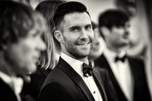¡Aplausos! Adam Levine da un gran paso en su carrera