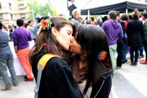 "Besatón por el Papa" se realizará esta mañana en Metro Rondizzoni