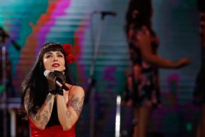 Conoce a Solange, la hermana de Mon Laferte que es la doble oficial de Lady Gaga