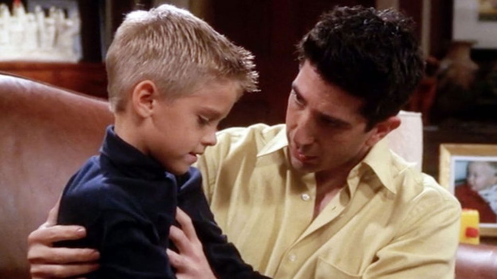 ¿Recuerdas al pequeño hijo de Ross en "Friends"? ¡Mira cómo luce actualmente!