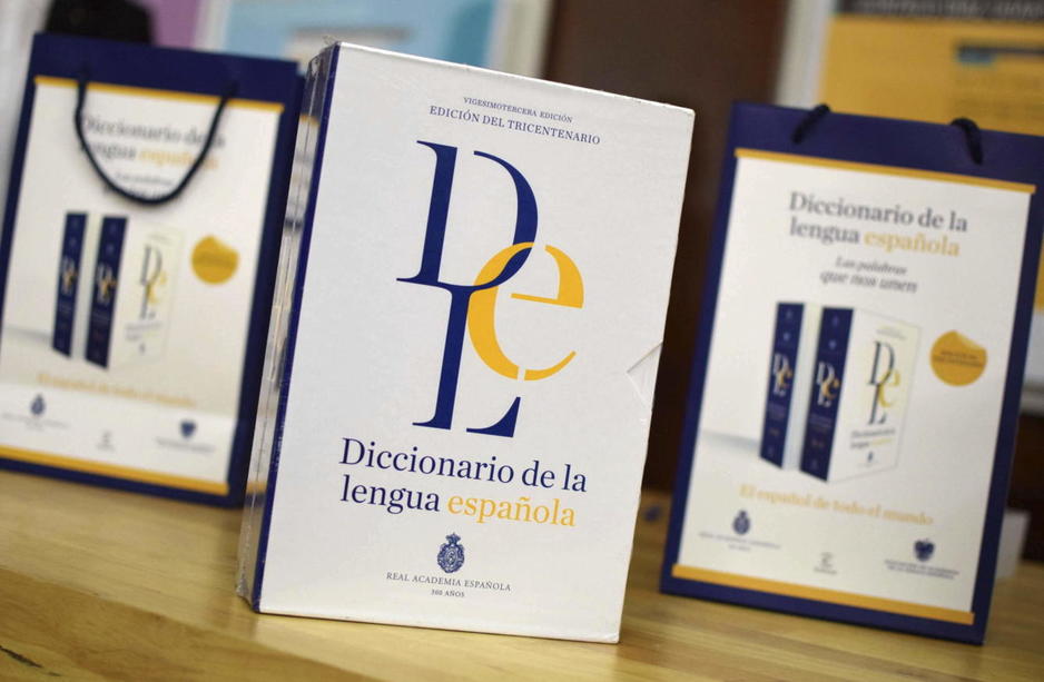 Real Academia anuncia modificación en la definición de sexo débil