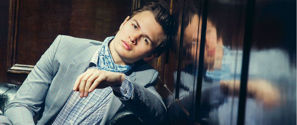 Mino del día: Ansel Elgort