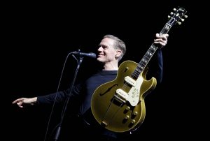 ¡Participa por entradas para ir al show de Bryan Adams!