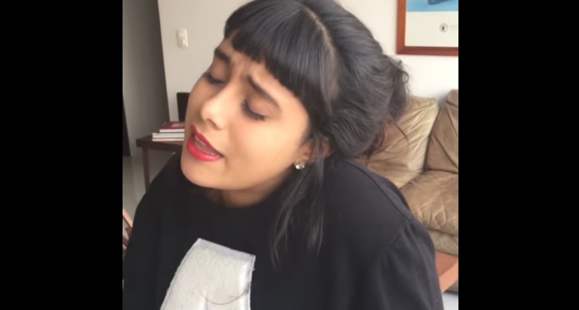 ¡Toda una artista! Joven imita a Shakira, Britney Spears y Gloria Trevi