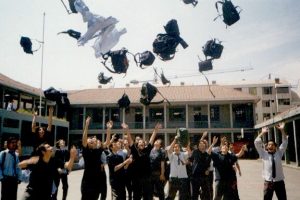 Joaquín Lavín elimina las tareas escolares desde prekínder a octavo básico