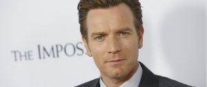 ¡Ewan McGregor luce irreconocible en su nuevo papel!