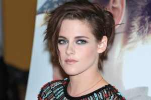 ¡Se pasó! Kristen Stewart sorprende con nuevo y radical corte de pelo