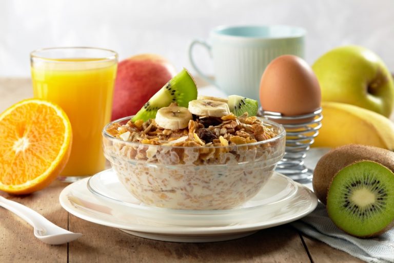 ¿Por qué jamás deberías saltarte el desayuno?