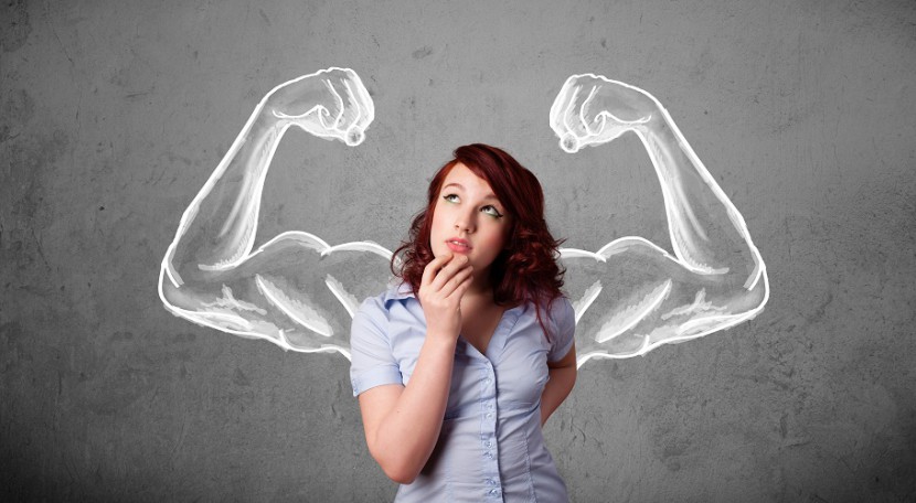 Mujeres en el trabajo con sueldos menores