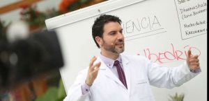 Mino del día: doctor Ricardo Soto de "Bienvenidos"