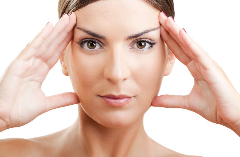 ¿Cómo practicar yoga facial? La técnica para combatir arrugas y mantenerse joven