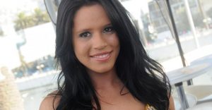 ¿Por qué el rostro de Angie Alvarado se ve diferente?