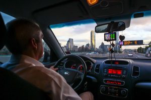 Famosa aplicación de transporte privado regalará viajes durante el Súper lunes