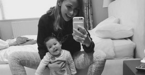 ¡Awww! Hija de Claudio Bravo y Carla Pardo cumplió su primer año