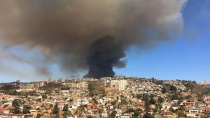 #FMDOSTeInforma Suspenden clases en Viña del Mar por los incendios