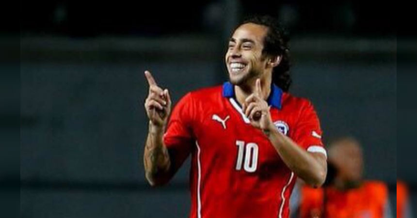 Las jugadas hipótesis de Jorge Valdivia sobre "Pacto de Sangre"