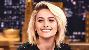 El amor platónico de Paris Jackson es un famoso y sexy actor