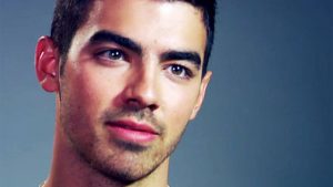 Joe Jonas sorprendió a todos con una confesión paranormal