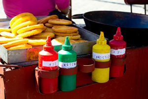 ¿Adiós sopaipillas de la esquina? Ya se puso en práctica drástica medida del alcalde Santiago