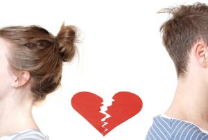 Aseguran quiebre de famosa pareja de chicos reality