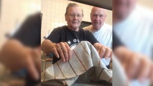 La divertida broma que le hace esta abuela a su marido te sacará más de una carcajada