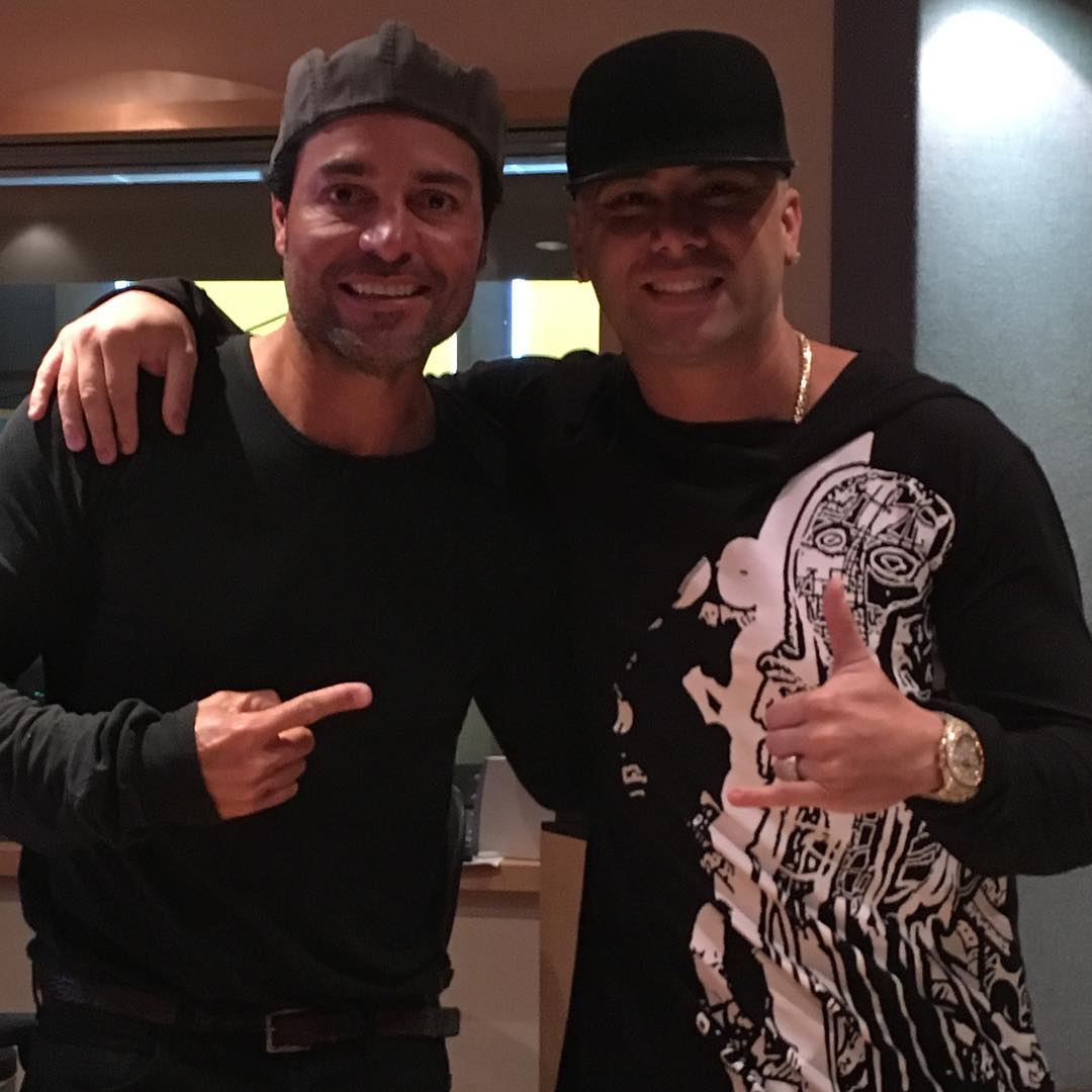 Chayanne y Wisin grabando su nueva colaboración