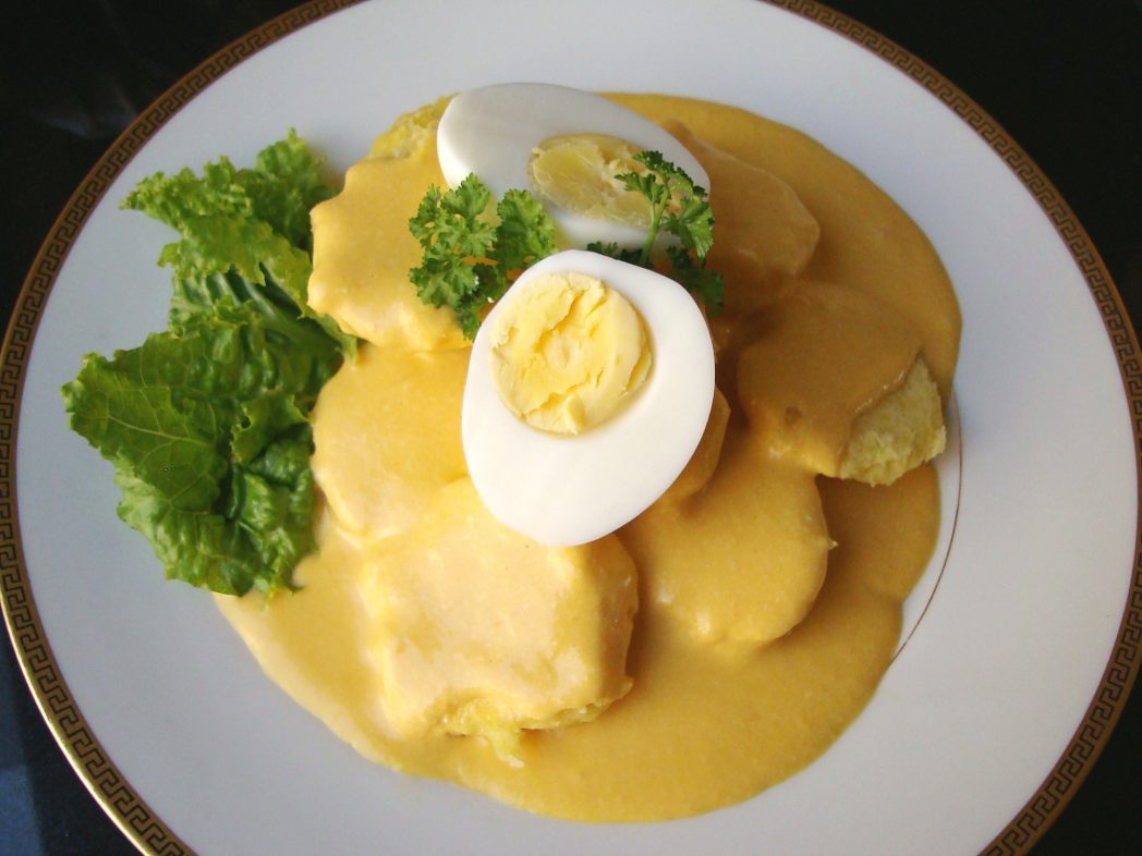 Papas a la huancaína vegana