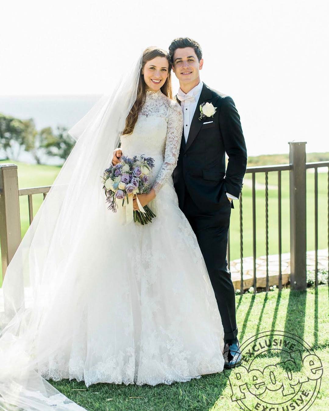 El actor David Henrie contrajo matrimonio