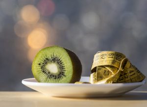 Conoce las propiedades adelgazantes del kiwi