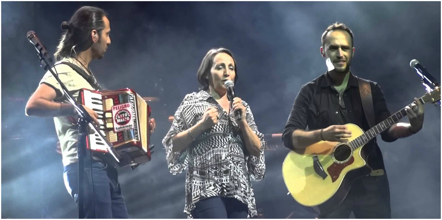 Los Vásquez y su mamá