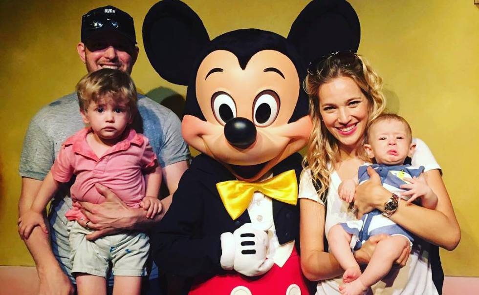 Familia Buble visitando disney