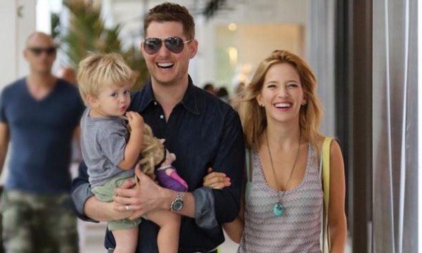 Michael Buble y su hijo 