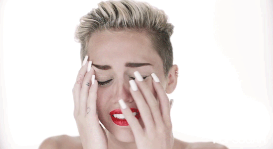 Miley Cyrus e el video de Wrecking Ball